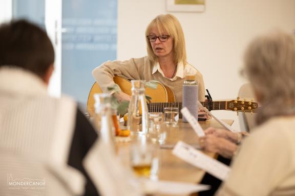 Konferenz Lily Unden