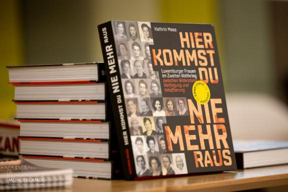 Konferenz Lily Unden